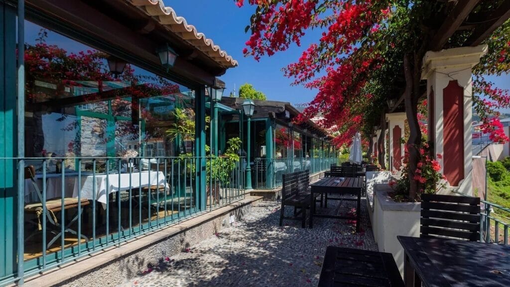 Roteiro de 5 Dias pela Ilha da Madeira: O que Não Perder