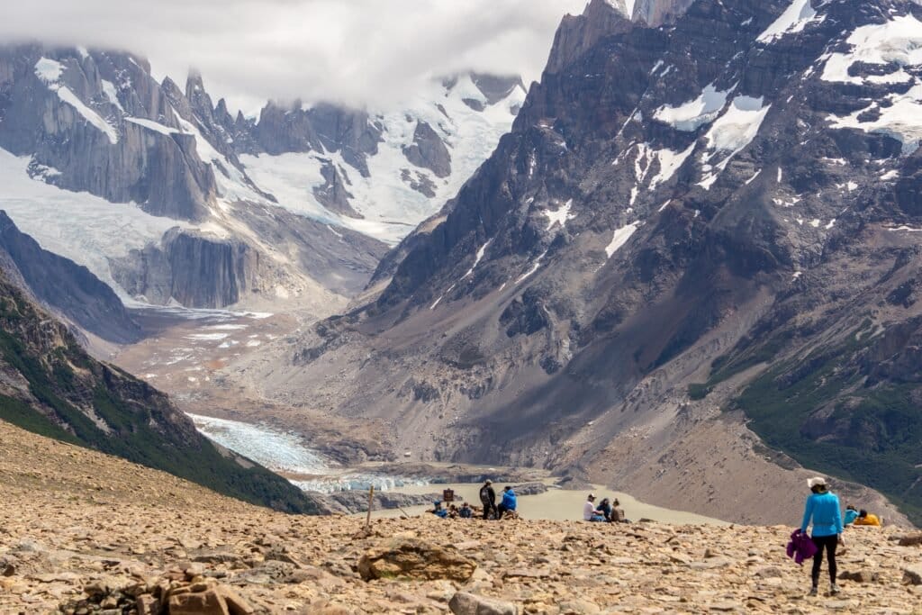 Trilhas Incríveis em El Chaltén: Um Paraíso para Caminhantes e Aventureiros
