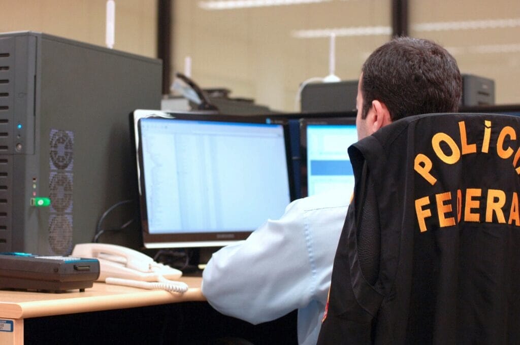 Como Obter Seu Passaporte de Forma Segura: Evite Intermediários e Taxas Extras