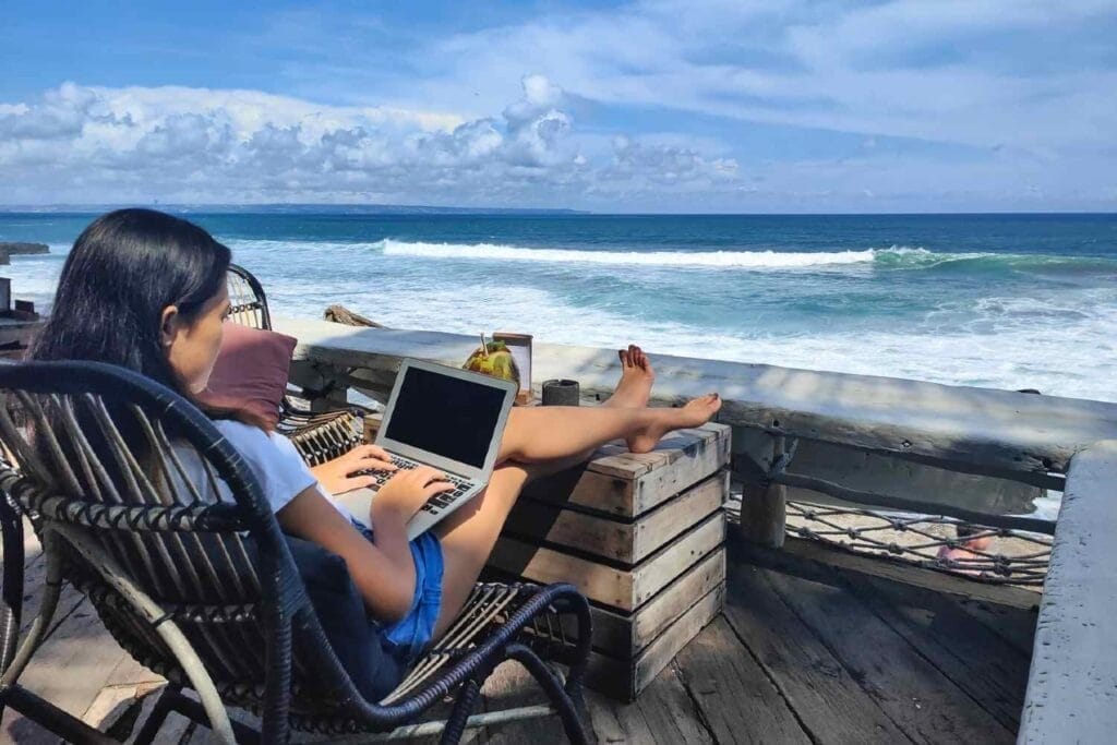 Itália Abre Portas para Nômades Digitais: Regras e Benefícios do Novo Visto de Trabalho