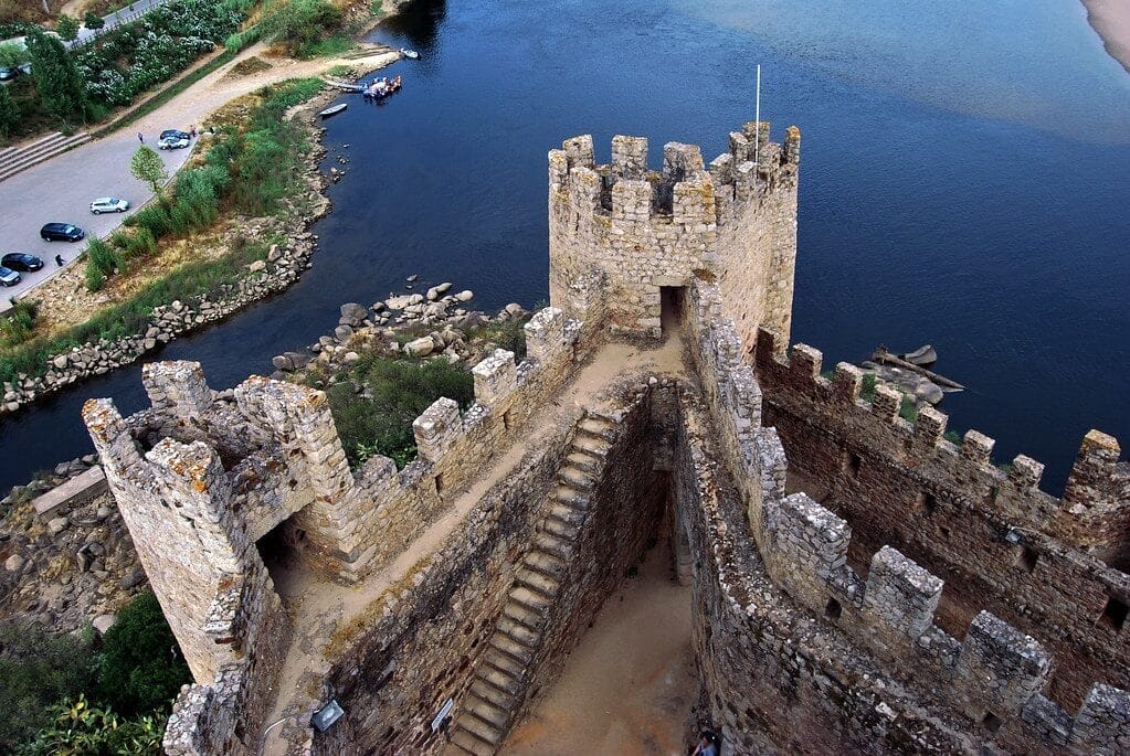 🎃👻 Os Lugares Mais Assustadores de Portugal para Visitar Durante o Halloween 🎃👻