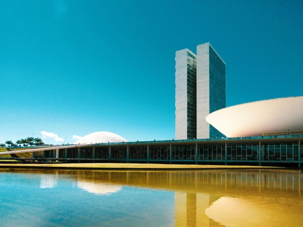 Nova Lei do Turismo 2024: Impactos nas Viagens e Férias dos Brasileiros