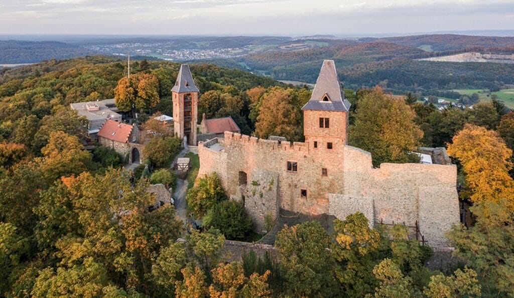 Roteiro de Halloween na Europa: Castelos Assombrados e Vilarejos Fantasmas