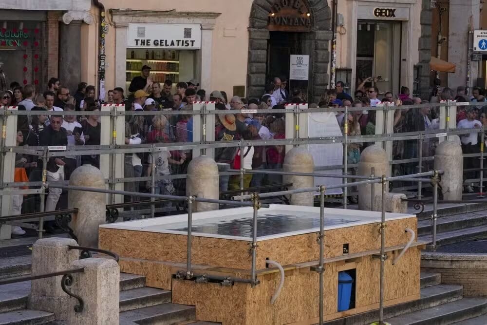 Fontana di Trevi em Reforma: Alternativas Criativas para Viajantes Manterem a Tradição das Moedas em Roma