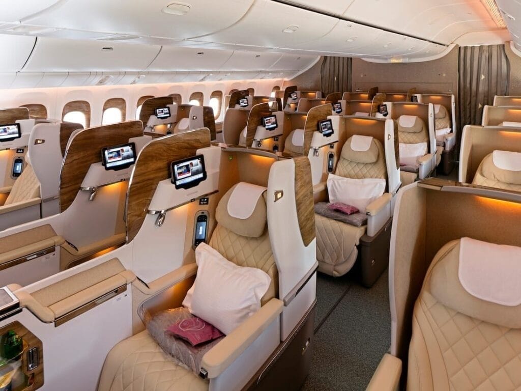A Nova Onda das Companhias Aéreas: O Retorno da Primeira Classe de Luxo