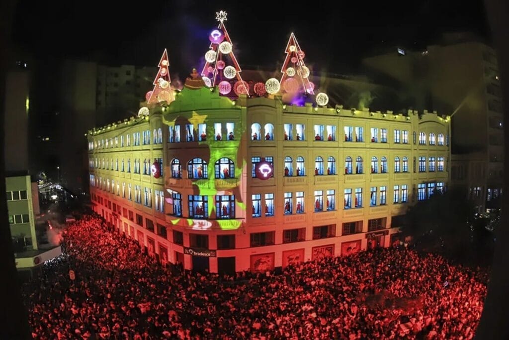 Natal de Curitiba para Viajantes: Um dos Destinos Preferidos para Viagens de Fim de Ano