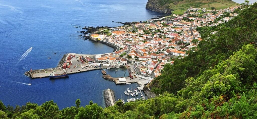 Explorando as Cidades de Horta, Madalena e Velas: Um Guia para o Viajante Curioso