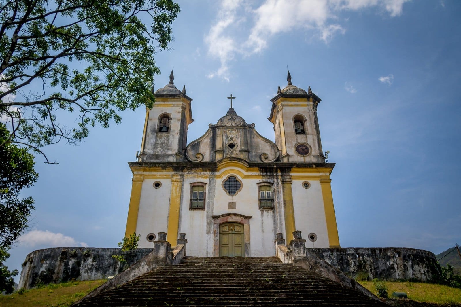 5 Destinos Brasileiros Perfeitos para uma Páscoa em Família