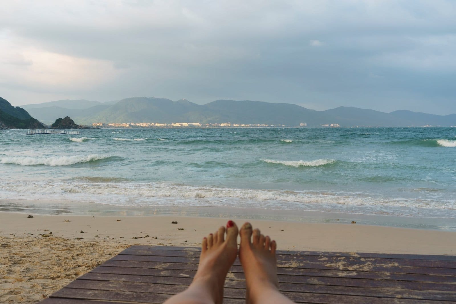 Praia do Tombo no Guarujá: O Paraíso Sustentável com Selo Bandeira Azul em SP